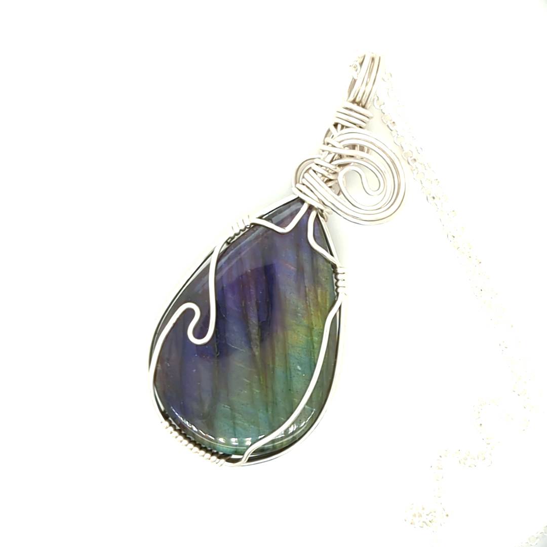 Labradorite Purple Pendant