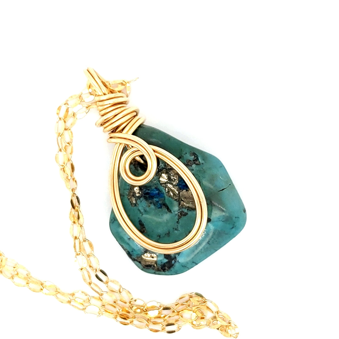 gold pendant for women, necklace and earring set, green gemstone pendant