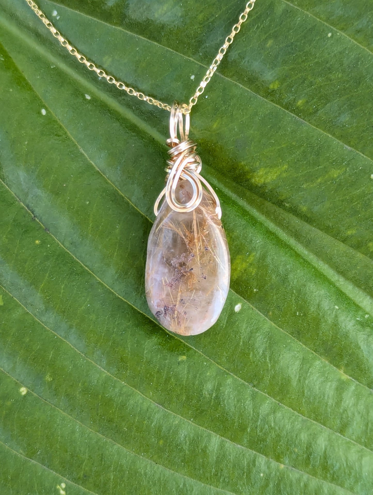 Routine Quartz Pendant