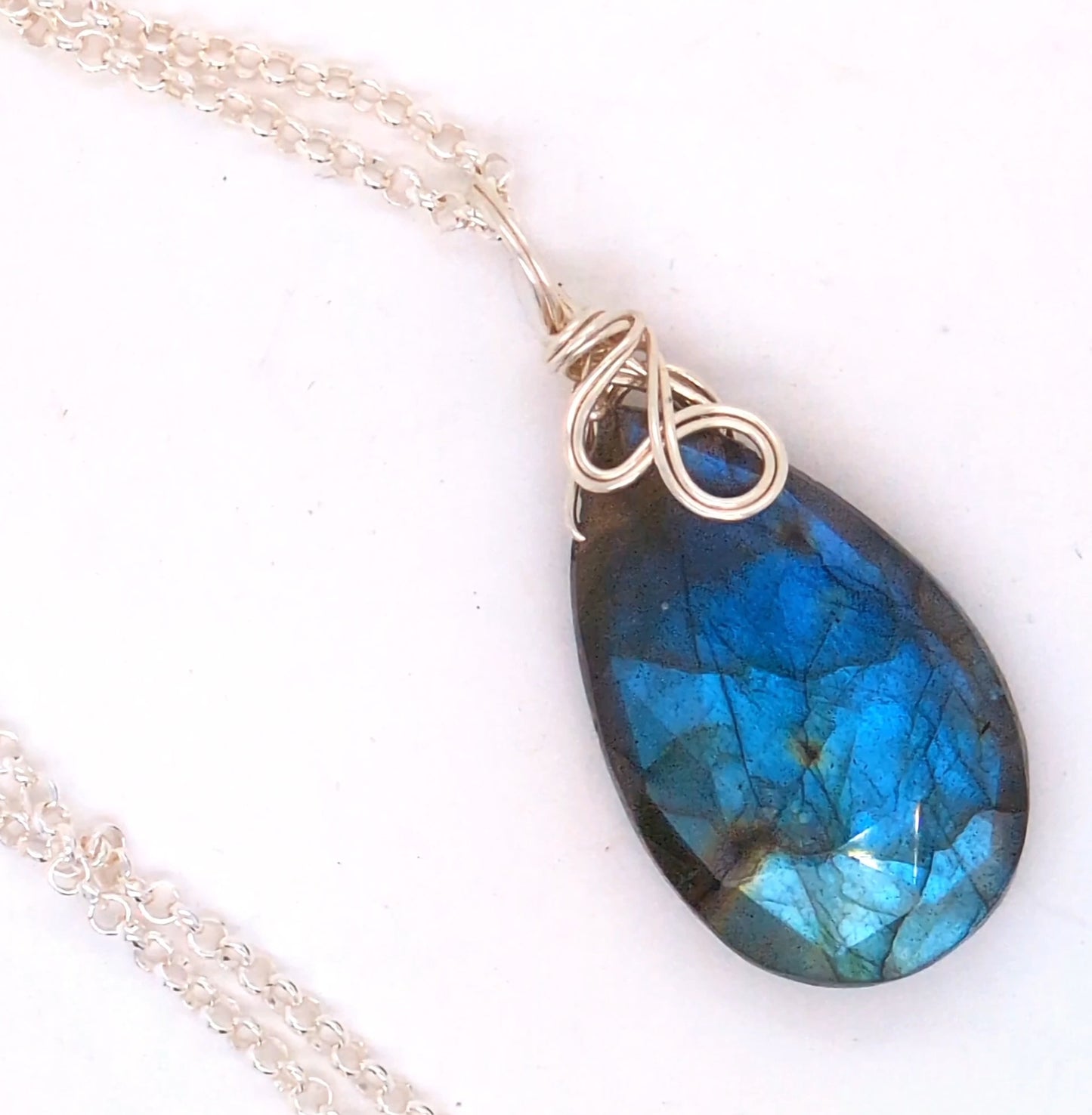Labradorite Pendant